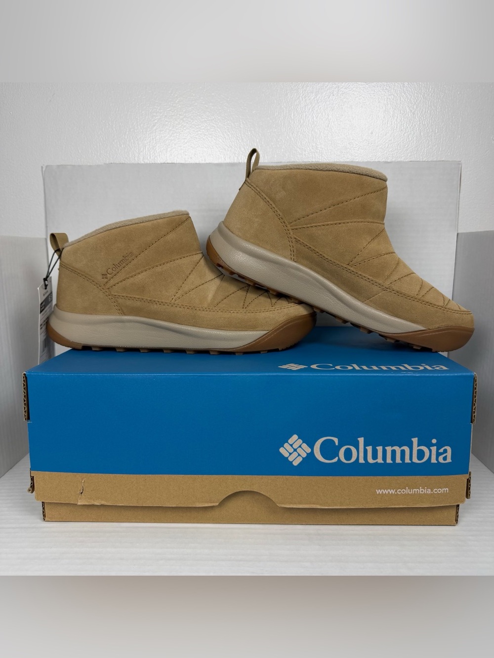 Columpia Minx Xtra Shorty Suede Women's 6.5 Insulated Winter
Boots New